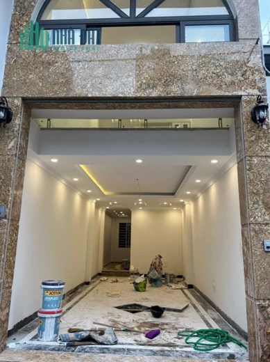 Bán ngôi nhà 136m2 phố Nghi Tàm, Tây Hồ Gara 2 Ô tô tránh Kinh doanh siêu tốt 17.4 Tỷ