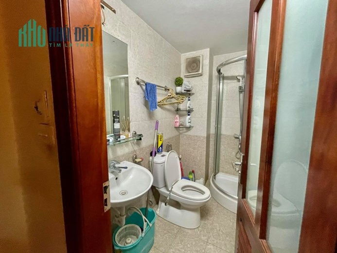 Bán căn nhà 43m2 phố Chủ tự xây 5 ngủ Ô tô đua 10m 4.3 Tỷ