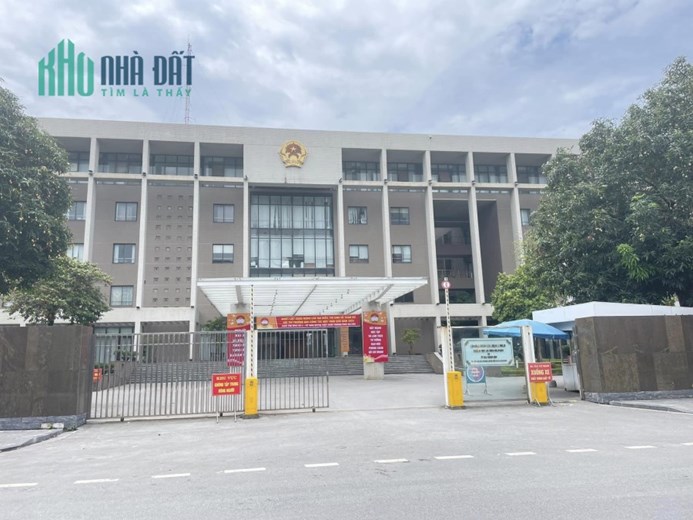Bán tòa nhà văn phòng quận ủy Hà Đông, 120m2x8T, MT9m, đường 22m nhỉnh 40 tỷ