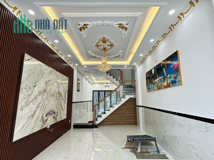 Nhà đẹp quá hẻm xe tải Cách mạng tháng 8 Tân Bình 4 tầng 62m2 chỉ 7 tỷ 95