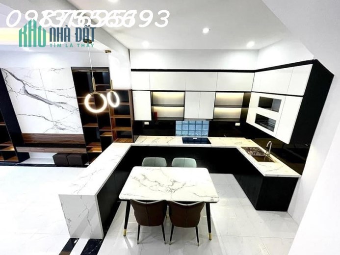 BÁN NHÀ NGUYỄN TRÃI, 52m2x 4T, MT4m, Ô TÔ ĐỖ CỬA, LÔ GÓC, KINH DOANH, CHỈ NHỈNH 4 TỶ