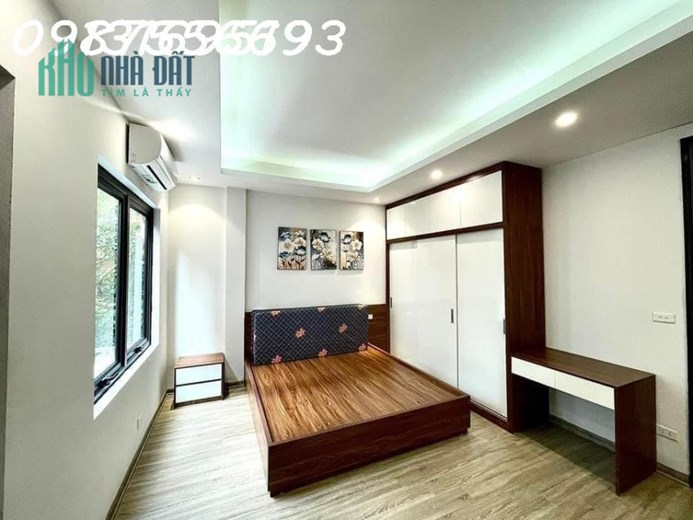BÁN NHÀ NGUYỄN TRÃI, 52m2x 4T, MT4m, Ô TÔ ĐỖ CỬA, LÔ GÓC, KINH DOANH, CHỈ NHỈNH 4 TỶ
