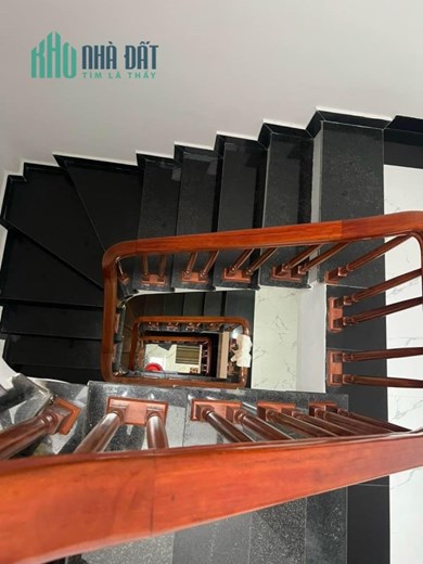 ĐẶC BIỆT HIẾM, BÁN NHÀ TRẦN QUÝ KIÊN, DÂN XÂY VIEW THOÁNG, GẦN ÔTÔ, 42M NHỈNH 5TỶ