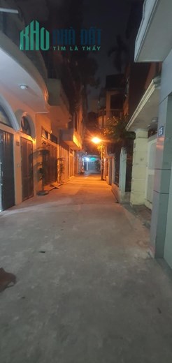 60m Mặt Tiền 5.5m Nhỉnh 7 Tỷ Phân Lô Quân Đội Ô Tô 7 Chỗ Vào Nhà Dừng Đỗ Ngày Đêm. Chủ Tự Xây Kiên