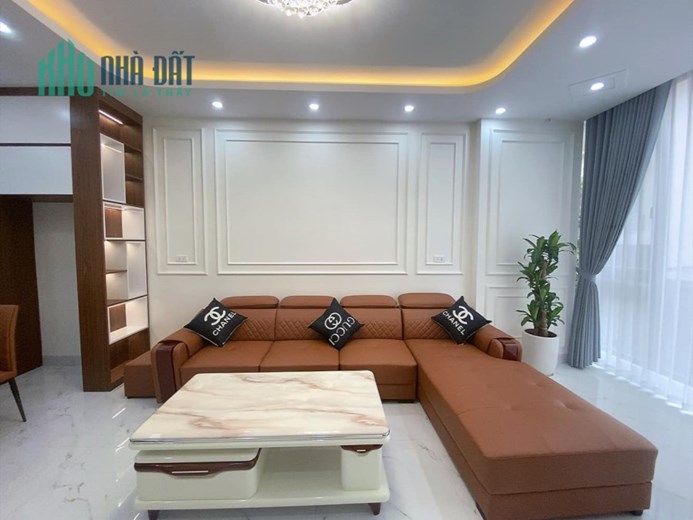 Bán nhà  Dương Nội – sát vách KĐT  Dương Nội  
-Nhà 5 tầng x 50m2 x giá 7.6 tỷ