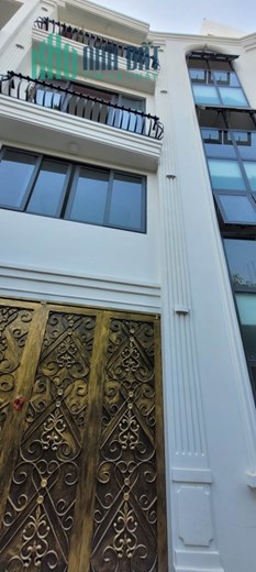 Bán nhà Nguyễn Văn Đậu, gần ĐH Văn Lang. DT gần 50m2, 4 lầu BTCT có gara ô