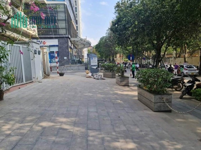 95m Mặt Tiền 5.1m Mặt Phố Phùng Chí Kiên Cầu Giấy. Vỉa Hè Rộng Kinh Doanh Siêu Đỉnh. Phân Lô Khu