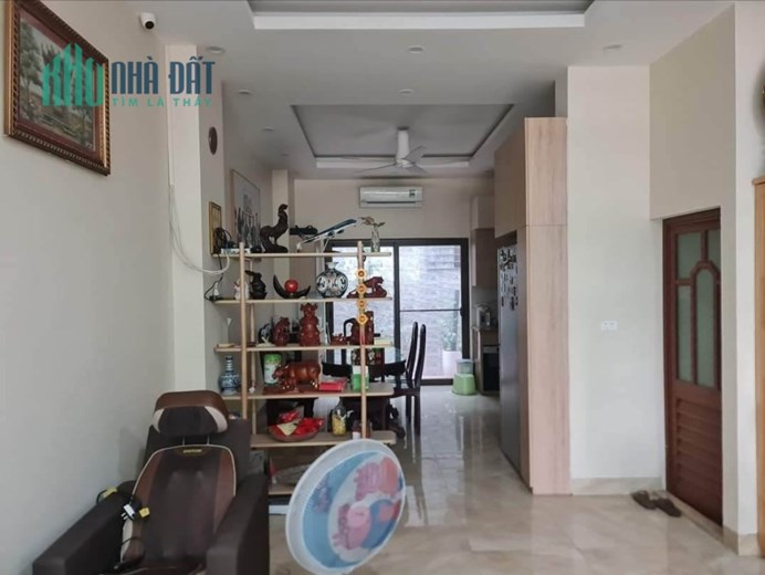 95m Mặt Tiền 5.1m Mặt Phố Phùng Chí Kiên Cầu Giấy. Vỉa Hè Rộng Kinh Doanh Siêu Đỉnh. Phân Lô Khu