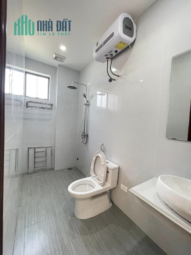 Lô góc Tây Hồ 8T thang máy KD ngõ thông MT rộng Nhỉnh 14 tỷ