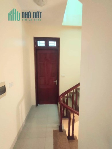 Bán nhà Ngọc Thụy Hàng Xóm Khai Sơn City- Dân Xây mấy năm- ô tô tránh- Phân Lô Quân Đội