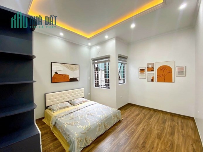 CHỦ CẦN BÁN NHÀ PHỐ TÔN ĐỨC THẮNG QUẬN ĐỐNG ĐA DT:30M2 4 TẦNG MT:4.2M 3 NGỦ GIÁ HƠN 3xTỶ - CHỈ 50M