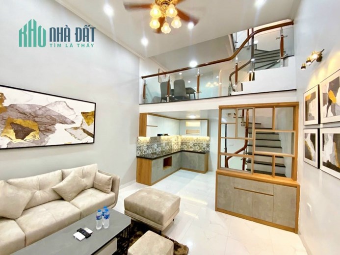 CHỦ CẦN BÁN NHÀ PHỐ TÔN ĐỨC THẮNG QUẬN ĐỐNG ĐA DT:30M2 4 TẦNG MT:4.2M 3 NGỦ GIÁ HƠN 3xTỶ - CHỈ 50M