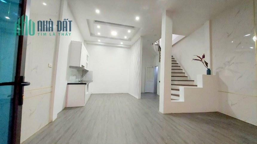 Bán Nhà Trần Khát Chân, 38m x 4 tầng, 4 tỷ, lô góc, ngõ thông