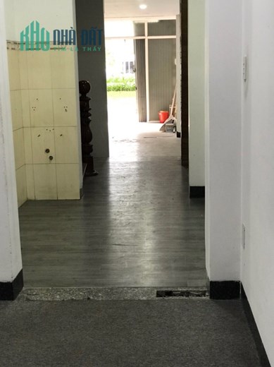 Cho thuê nhà mặt tiền, gần cầu vượt Ngã Ba Huế