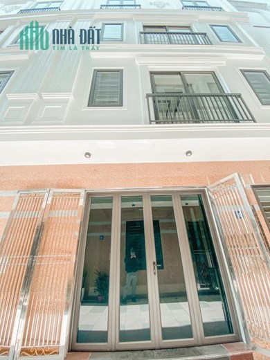Bán nhà 4 tầng khu Quán Nam đường Hoàng Ngọc Phách, 50m2, giá 4.4 tỷ, sổ đỏ chính chủ.