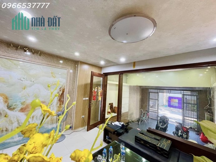 Liền kê - Thấp tầng - ô tô tránh- Văn Phú- Hà Đông, 9.X tỷ