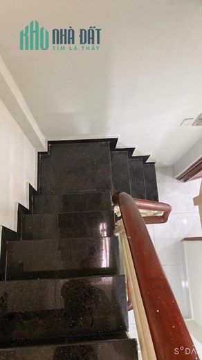 Bán nhà 5 tầng 3PN đẹp, Bạch Vân, Quận 5, 16m2, chỉ 2.2 tỷ TL