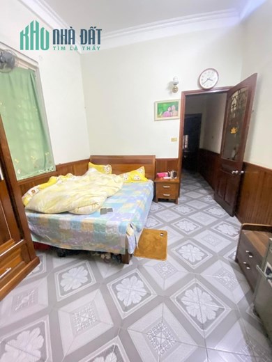 3 MẶT NGÕ! BÁN NHÀ CỰ LỘC – TX, 44.3M2*5T, Ô TÔ 10M, GIÁ CHÀO BÁN 5.5 TỶ CÓ GIA LỘC MẠNH.