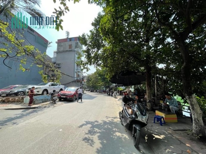 BÁN MẢNH ĐẤT VÀNG PHỐ, HỒ PHƯƠNG MAI, Đ.ĐA, LÔ GÓC, VIEW HỒ,Ở SƯỚNG, KD ĐỈNH, 185M2 x MT 15M .
