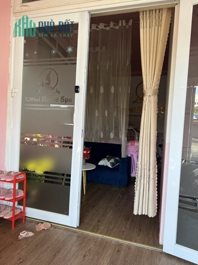 CẦN SANG LẠI MẶT BẰNG PHÙ HỢP KINH DOANH SPA, SALON TÓC, NAIL, MI, MAKE UP, GỘI ĐẦU
