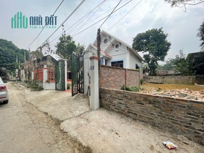 Cần Bán 105m Full Đất Ở ODT Thị Trấn Xuân Mai Đường Thông Ô Tô Giá 2.2 Tỷ