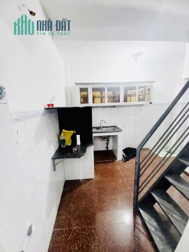 SÁT AEON - HẺM XE HƠI - 2 TẦNG BTCT - 2 PHÒNG NGỦ - GIÁ 3.05 TỶ TL