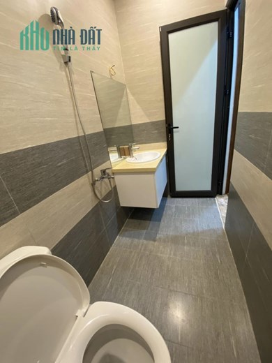 BÁN NHÀ TÂN MAI, HOÀNG MAI, MẶT NGÕ, MỘT NHÀ RA Ô TÔ TRÁNH, MỚI TINH , 35M2* 5T * 4.08 TỶ.