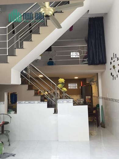 Bán nhà 3 tầng BTCT Thống Nhất, Hẻm 3m, 4x9m, ở ngay chỉ 3.2 tỷ TL