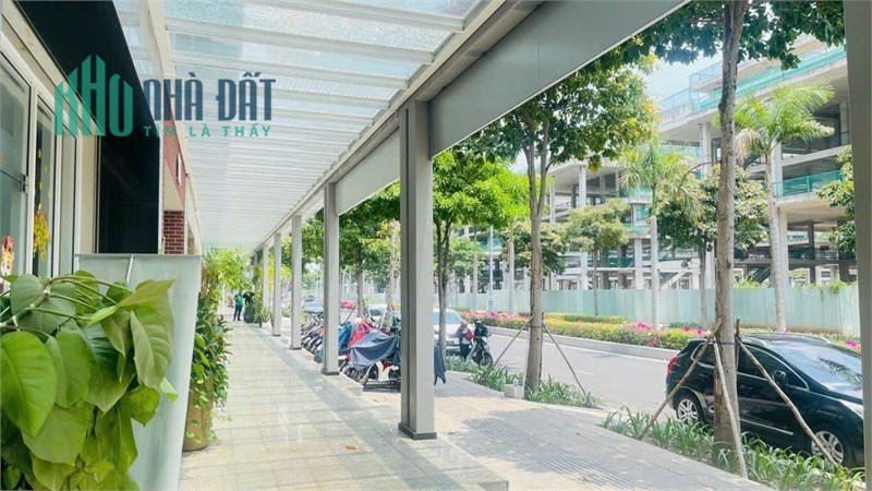 SHOPHOUSE SARITOWN SALA