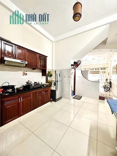 Bán nhà CMT8, Phường 5, Tân Bình – HXH, 56m2, 4 tầng, 8.7 tỷ