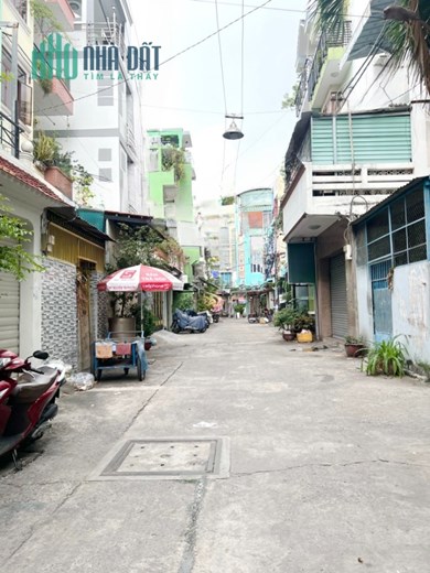 Cho thuê nhà 3 tầng hẻm xe tải đường Nguyễn Tri Phương P5Q10 - 17 Triệu