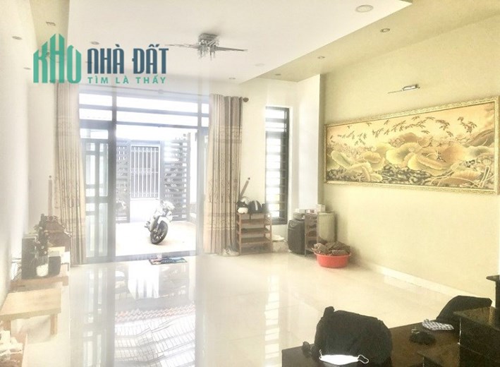 Nhà mới cứng- 93m2- 3 tầng -2 MT đường nhựa 6m-HXH_Lã Xuân Oai-TNPA
