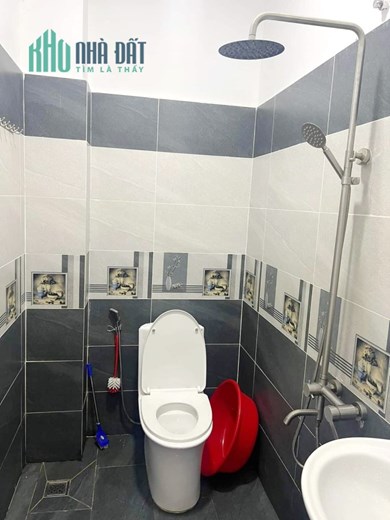 Nhà 4 tầng hẻm ô tô đường Dương Bá Trạc P1Q8. Giá 7,68 tỷ TL
