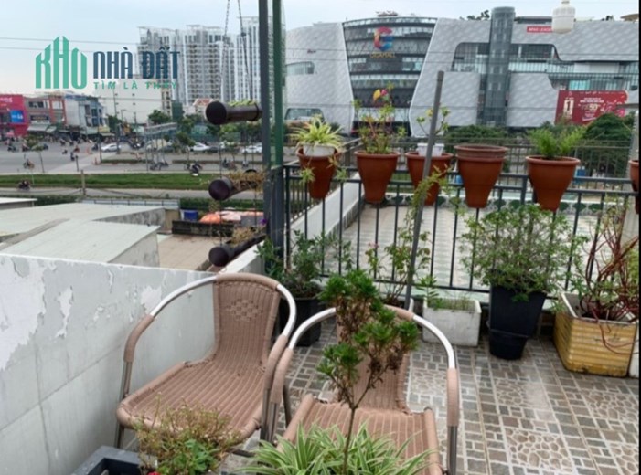 Bán nhà đối diện Gigamall 1 triệt 2 lầu xây dựng kiên cố giá chỉ 1ty65.