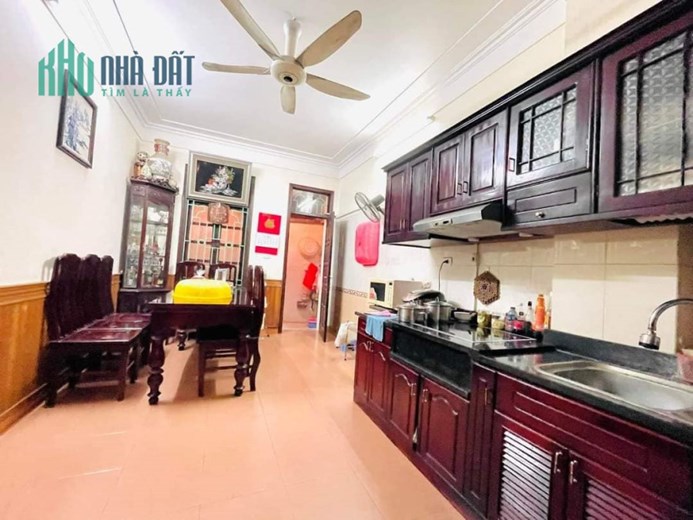 GARA Ô TÔ!BÁN NHÀ HOÀNG ĐẠO THÀNH –TX, 48.3M2*4T, GIÁ CHÀO 8 TỶ CÓ TL.
