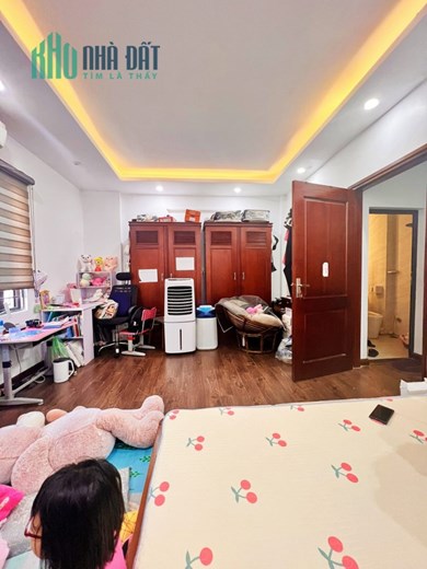 GARA Ô TÔ! BÁN NHÀ HOÀNG VĂN THÁI –TX, 45.7M3*4T, 2 THOÁNG, GIÁ NHỈNH 6 TỶ.