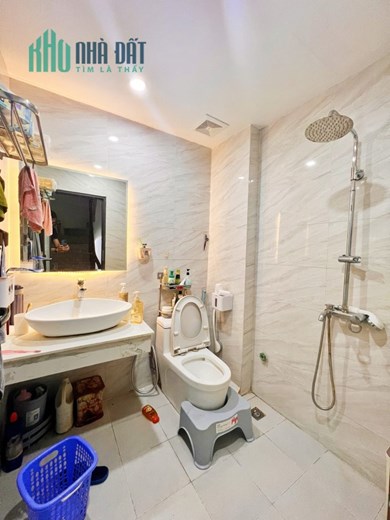 GARA Ô TÔ! BÁN NHÀ HOÀNG VĂN THÁI –TX, 45.7M3*4T, 2 THOÁNG, GIÁ NHỈNH 6 TỶ.