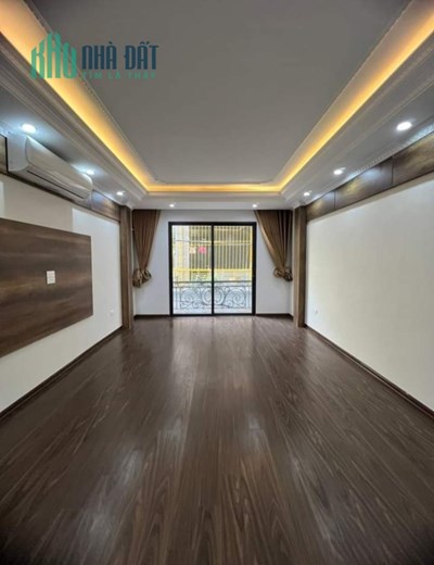 6T thang máy mới đẹp, ô tô tránh Lạc Long Quân 60m x 14.5 tỷ 0343564283