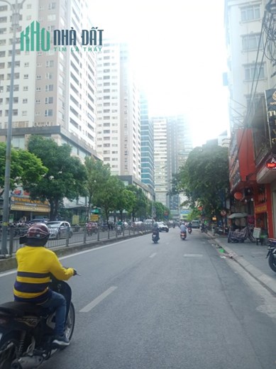 Bán gấp nhà Vũ Trọng Phụng 36m2, 3.5 tầng, ô tô kinh doanh giá nhỉnh 5 tỷ