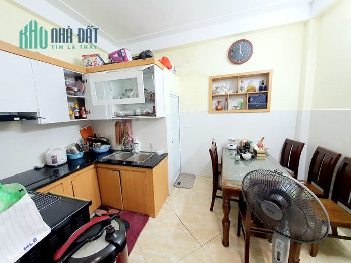 GARA Ô TÔ! BÁN NHÀ HOÀNG VĂN THÁI –TX, 48.3M2*4T, 2 THOÁNG, GIÁ 8.4 TỶ.