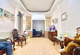 ĐI ĐÂU NỮA!!! Siêu phẩm VIP  trung tâm Cầu Giấy, 40m2  chỉ gần 4 Tỷ