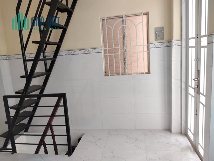 Nhà nhỏ xinh gần MT Phạm Hùng P9Q8. Giá 1,93 tỷ TL
