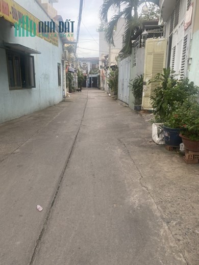 Nhà đẹp 2 tầng Đõ Xuân Hợp, Quận 9. 80m2 ngang 5m dài 16m.Giá 4.5 tỷ TL.
