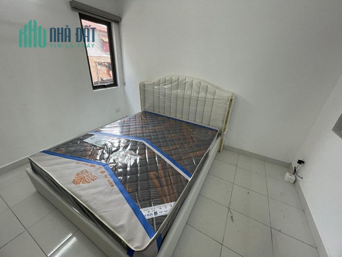 Bán nhà 5 tầng ngay Thanh Nhàn, Hai Bà Trưng 2 Tỷ đầy đủ nội thất.