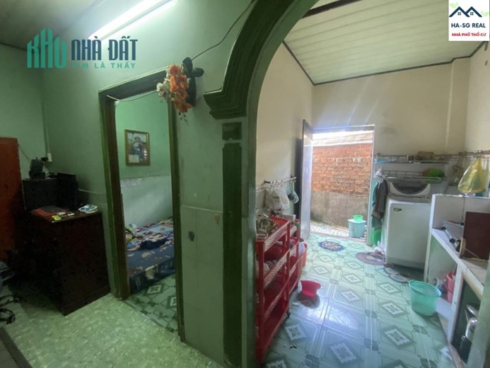 ĐƯỜNG 2 CHIỀU KHÔNG CÓ CON LƯƠN_BÁN NHÀ MẶT TIỀN KINH DOANH NGAY CHỢ LINH XUÂN _ 130 m2 _ 9 TỶ xx