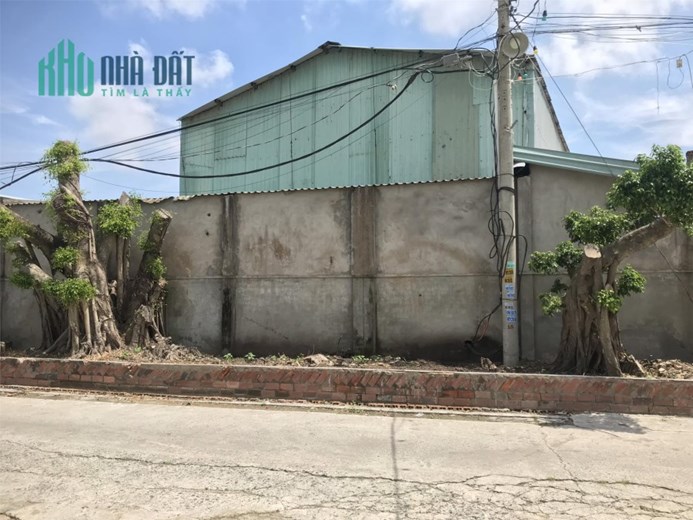 Bán lô đất mặt tiền đường bờ kênh, đối diện khu tái định cư phường 10, vũng tàu