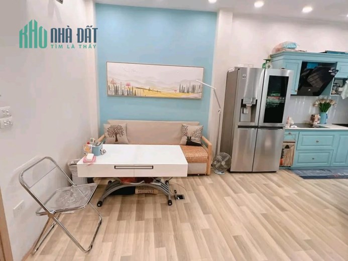 ⚜️ Bán nhà Mặt phố Trần Khát Chân, Hai Bà Trưng, 35m2 5T MT 6.5m, Chỉ 16.9 Tỷ ⚜️