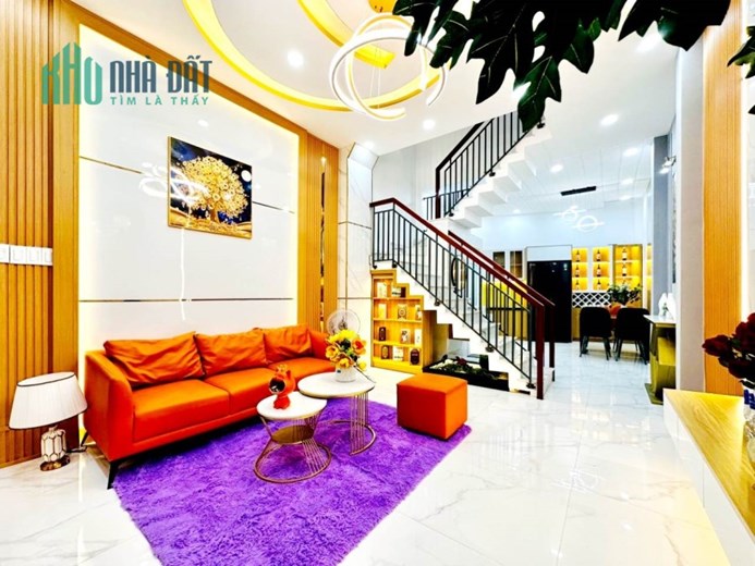 Phạm Văn Chiêu 45m2  3 tầng  4.2 x 12  giá 5.5 ty nhà bao đẹp