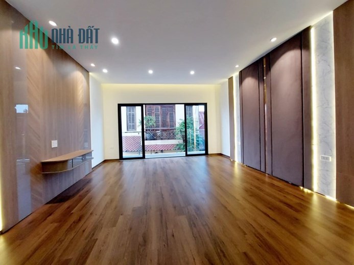 Bán Nhà Khu Phân Lô Ngõ 31 Hoàng Cầu, Thông Nguyễn Lương Bằng, Đống Đa. Nhà Mới Ở Ngay. Cần Bán Gấp.