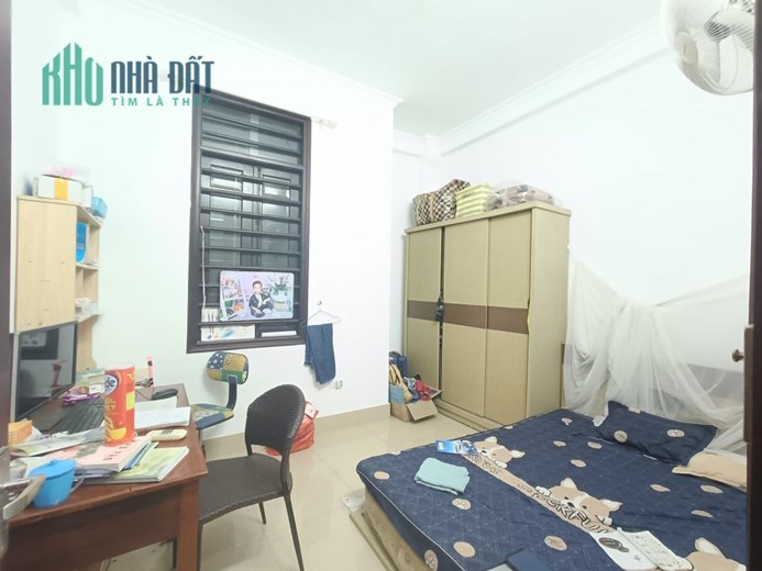 BÁN NHÀ TRƯƠNG ĐỊNH, Ô TÔ ĐỖ GẦN, TẶNG FULL NỘI THẤT, NHÀ 4 NGỦ SIÊU ĐẸP 45M2 * 4 PN HƠN 4 TỶ